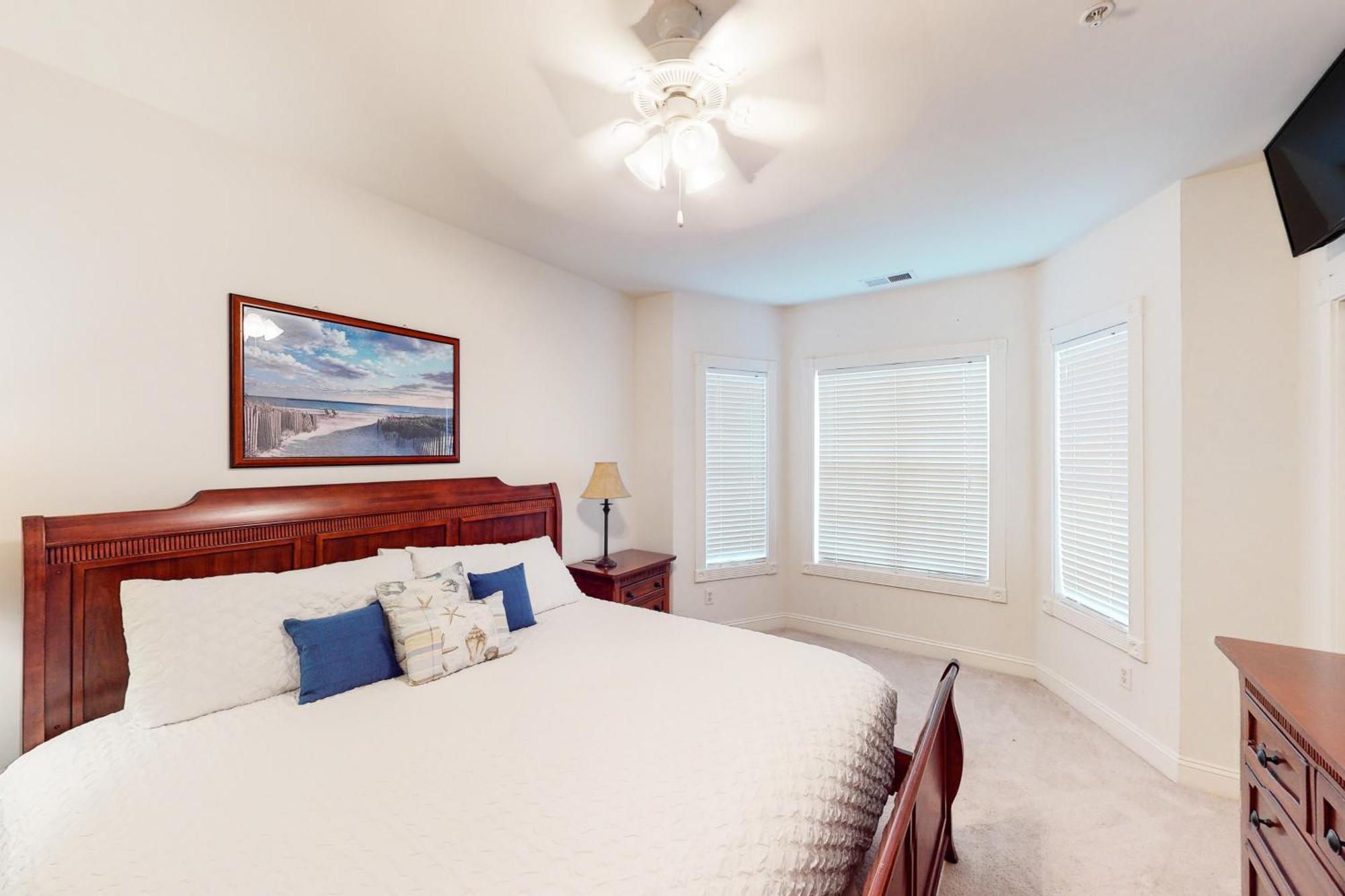 Southern Luster Condos マートルビーチ 部屋 写真